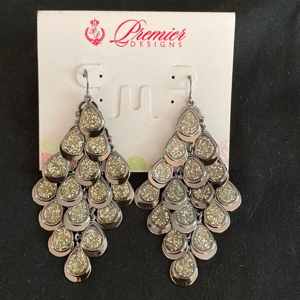 Premier designs earrings